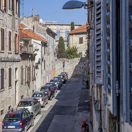 Old Town Apartment 91 Pula Exteriör bild